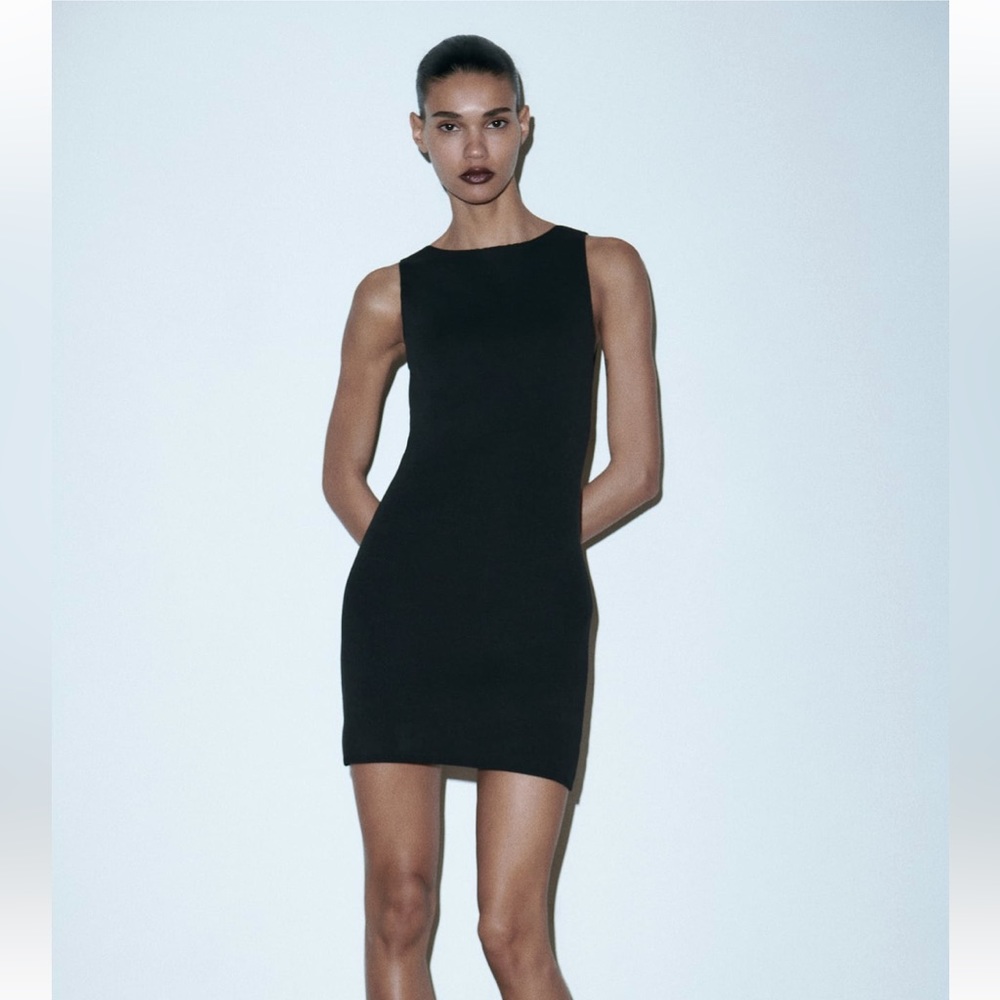 BRAND NEW Zara fitted little black dress